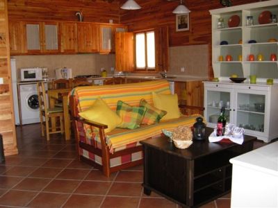 Casa de madeira T2 com piscina a 5km da praia e da lagoa. Coimbrão – Leiria.FR-06*AMI6357