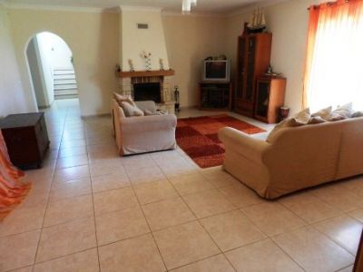 V3 isolada com piscina