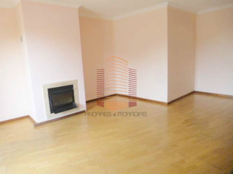 [7032] Bom T2, Canidelo acessos P. Arrábida – 100% financiado.