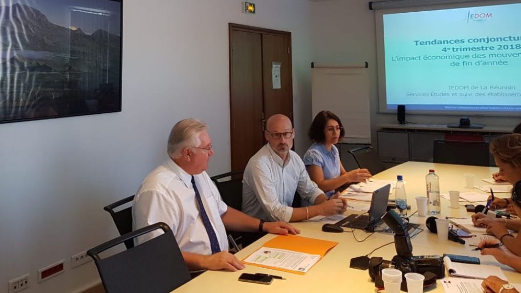 Uma associação cristã oferece empréstimo de dinheiro