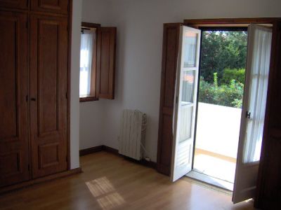 Moradia T4 sem móveis