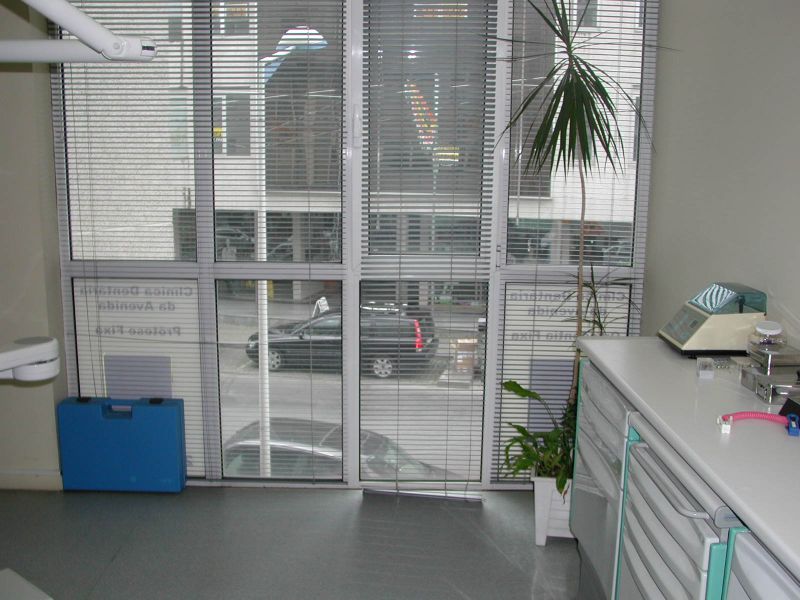 Vende-se Clínica Dentária Integrada