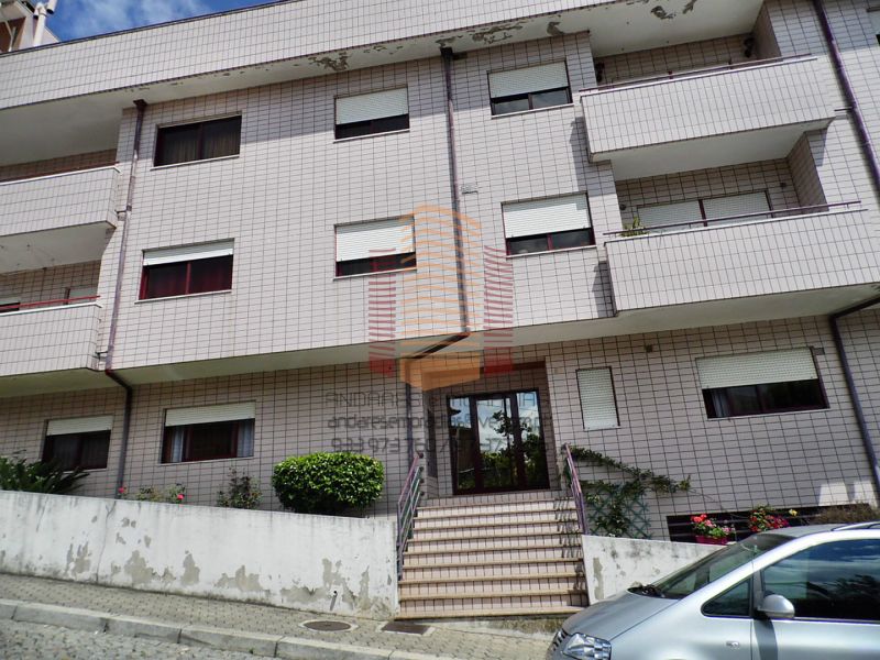 [1250F] grande T2, Garagem individual prx acesso auto-estrada