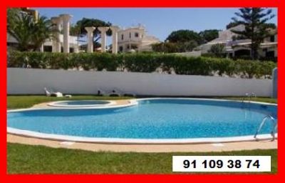 VILAMOURA - Apartamento T0 c/varanda - Com jardim, espreguiçadeiras e piscinas!