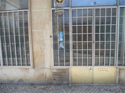 Loja para arrendamento/venda