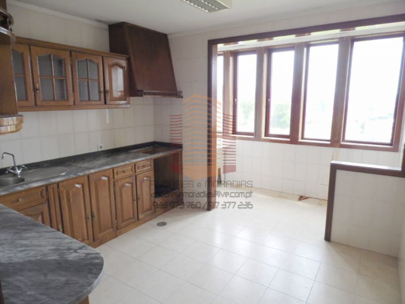 [1278F] Espaçoso T2+1 em Olival – 100% financiado – retoma bancária