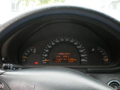 Vendo Mercedes C220 CDI AVANTGARD 2002 M Extras