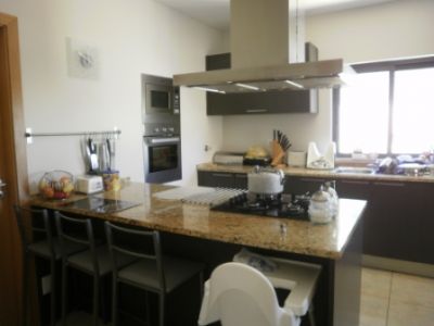 VIVENDA V4 C/PISCINA EM MONTE CANELAS / REF: V4 - 1304