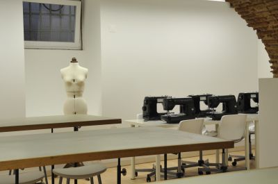 ESCOLA DE CORTE E COSTURA 