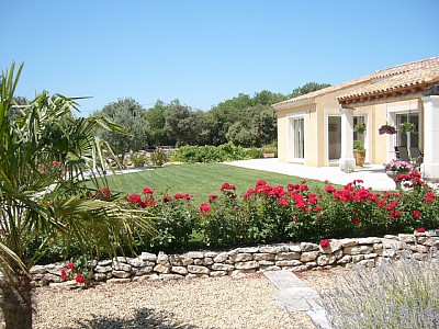 Propertycare - Manutenção de jardins algarve, manutenção de piscinas.