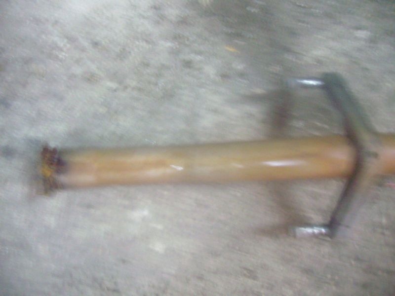 Escapes camiao  ,, Mersedes ,,  Comprimento - 217 cm 