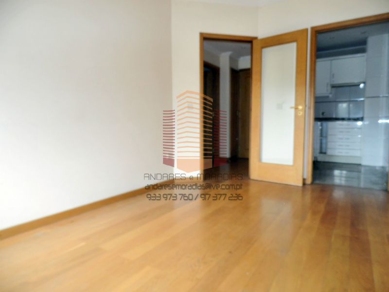 [6910] T1 junto a Santo ovídeo – 100% financiado – retoma bancária