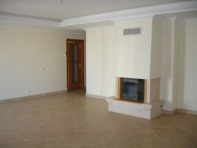 APARTAMENTO T4/ ARRENDAMENTO C/ OPCÇÃO/REF:933ARC