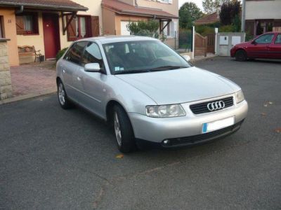 AUDI A3  (2) 130 CH TDI 5P AMBIÇÃO NACIONAL