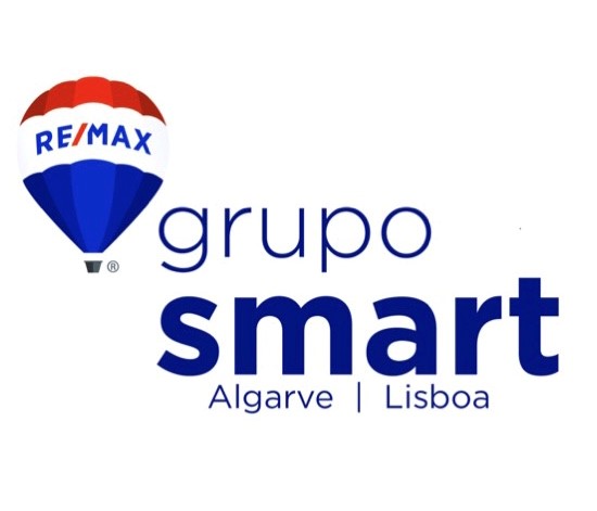 Admite-se Solicitador/Jurista - M/F