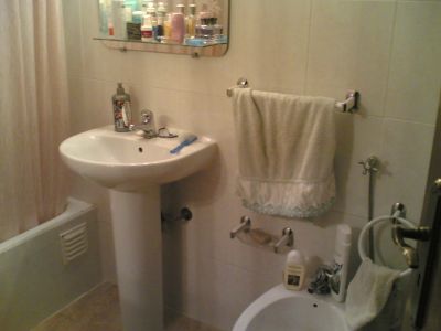 Arrenda-se T2 no Afonsoeiro com alguma mobilia