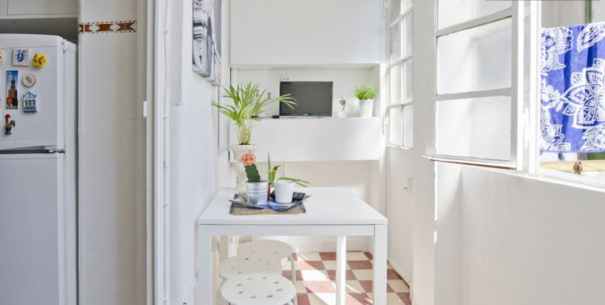 Quarto mobilado no Areeiro / Alameda c/ despesas incluÍdas (net, tv, voz, água, luz, gás) 