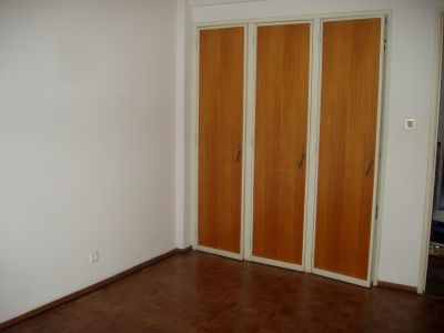 Apartamento T1 Damaia Baixo / Bairro Santa Cruz Benfica