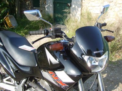 VENDO NX4 - 15700km.Livro de revisões em dia.