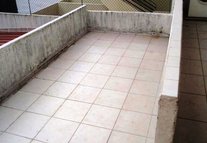 T2 Porto - Faculdade Belas Artes - Metro