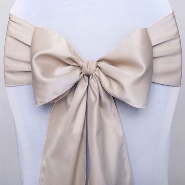 Laços de tecido cetim para cadeiras