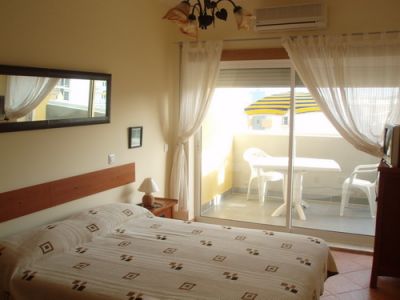 T1 com piscinas Semana Setembro Oportunidade por cancelamento de reserva