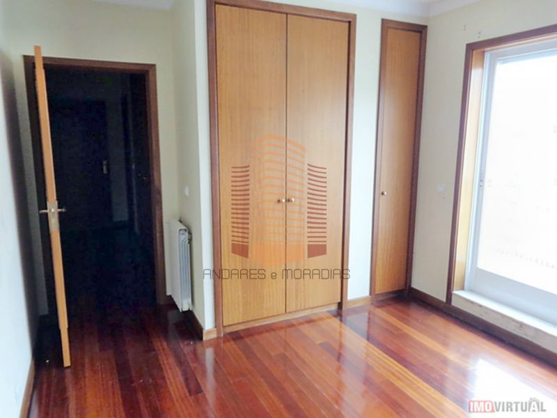 [7069] T2+1 RECUADO próximo Stº Ovídeo – 100% Financiado