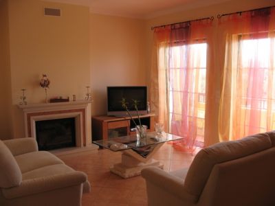 T2 ferias Algarve com piscina ar-condicionado nos quartos a 5km praias Almancil-Algarve