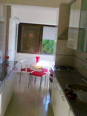 Aluga-se quarto mobilado em apartamento totalmente remodelado - 300€