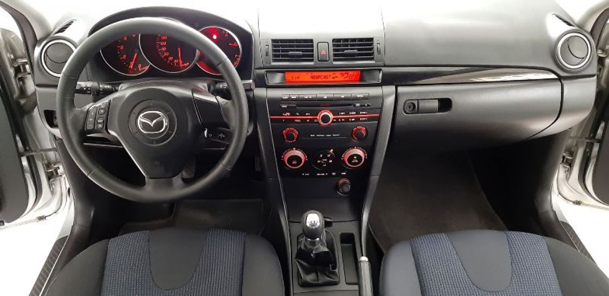 Mazda 3 MZR-CD 1.6 ( Diesel ) 110 CV