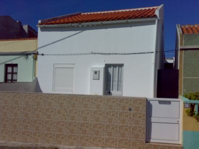 Alugo casa térrea para ferias em Peniche