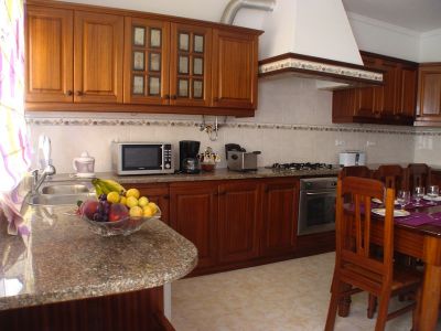 Vivenda com 6 quartos