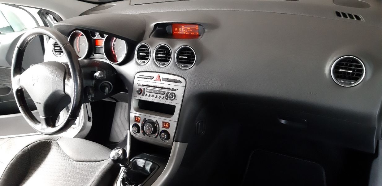 Peugeot 308 SW Executive 1.6 HDI 110 CV