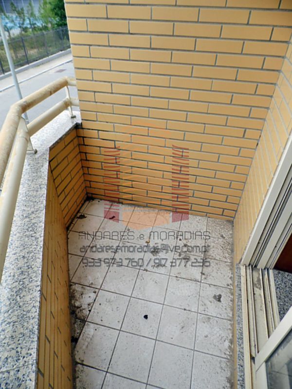 [1277F] T2+1 junto Escola secundária- 100% financiado