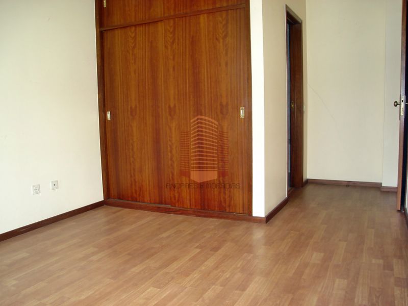 [1220F] Bom T2 c/ terraço – 100% financiado