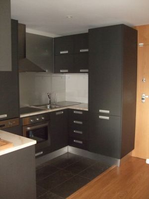 OEIRAS RESIDENCET1 com GARAGEM e ARRECADAÇÃO