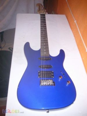 Fender Squier Showmaster Azul