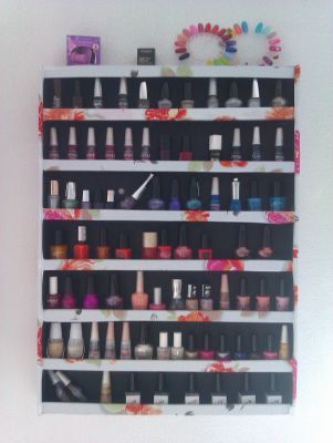 Expositor de parede para vernizes só 30€