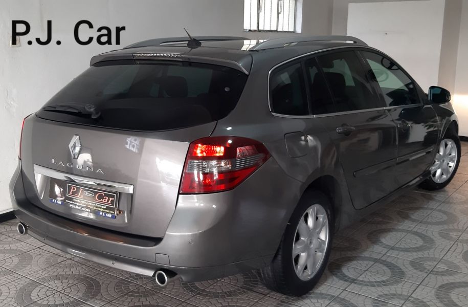Renault Laguna 3 Break Dynamique S 2.0 DCI 150 CV
