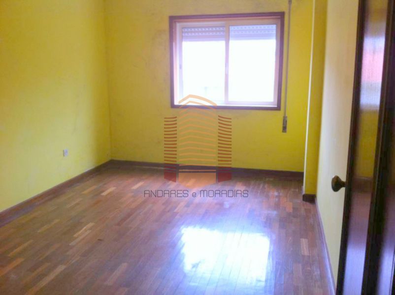 [7011] T2 próximo Parque da cidade – retoma bancária