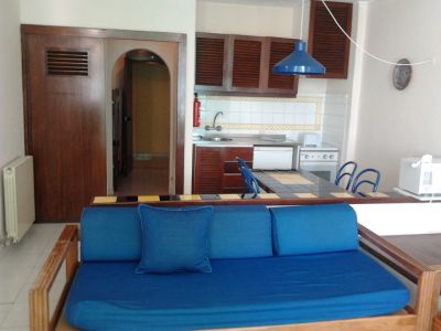 ESTUDIOS CENTRAL JUNHO DESDE 140€ SEMANA