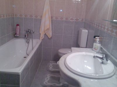 alugo apartamentoT -2  para ferias . fins de semana  PASCOA NA NAZARE  