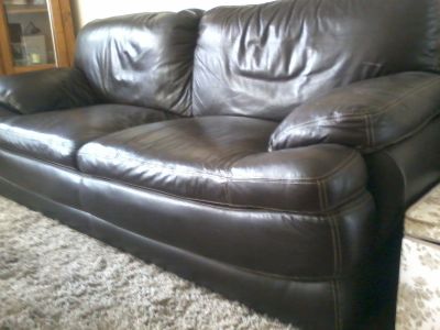 Sofá de 3 lugares em Pele