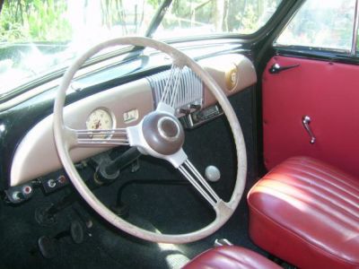 Morris Minor MM Tourer de 1949 farois faixos