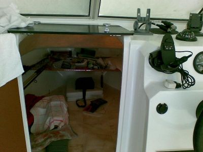 Barco de recreio cabinado