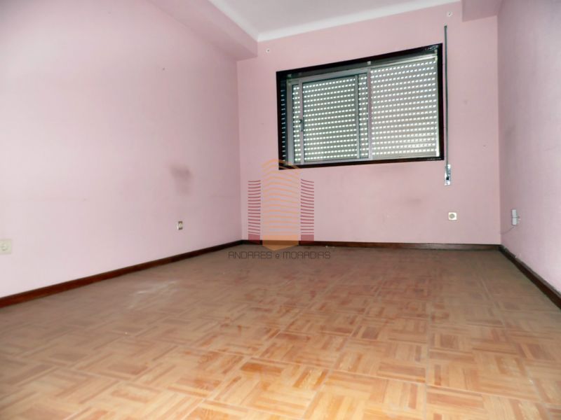 [1187F] T2 c/clugar de garagem – Retoma bancária