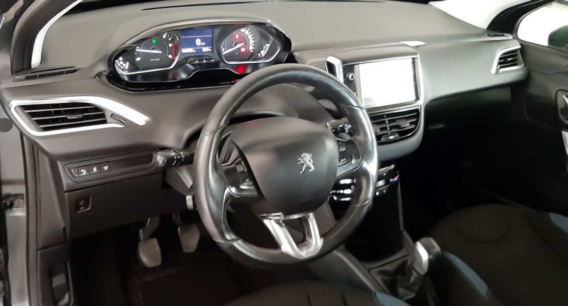 Peugeot 208 Allure 1.6 E-HDI 92 CV