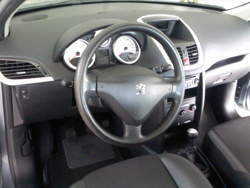 Peugeot 207 Premium 1.4 HDI