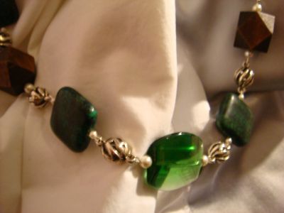 Bijutarias 2011 - Colares e Brincos