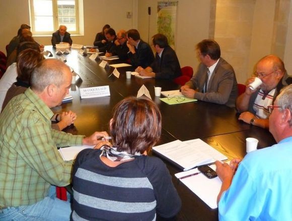 Empréstimo e Investimento.  E-mail: pascal.bernardo@hotmail.com